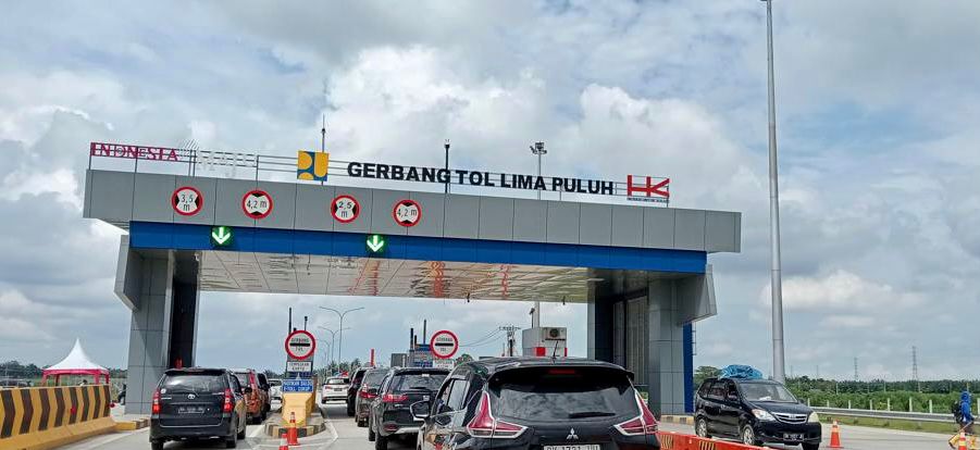 Volume Lalu Lintas Arus Balik Nataru di Jalan Tol Trans Sumatera Alami Kenaikan