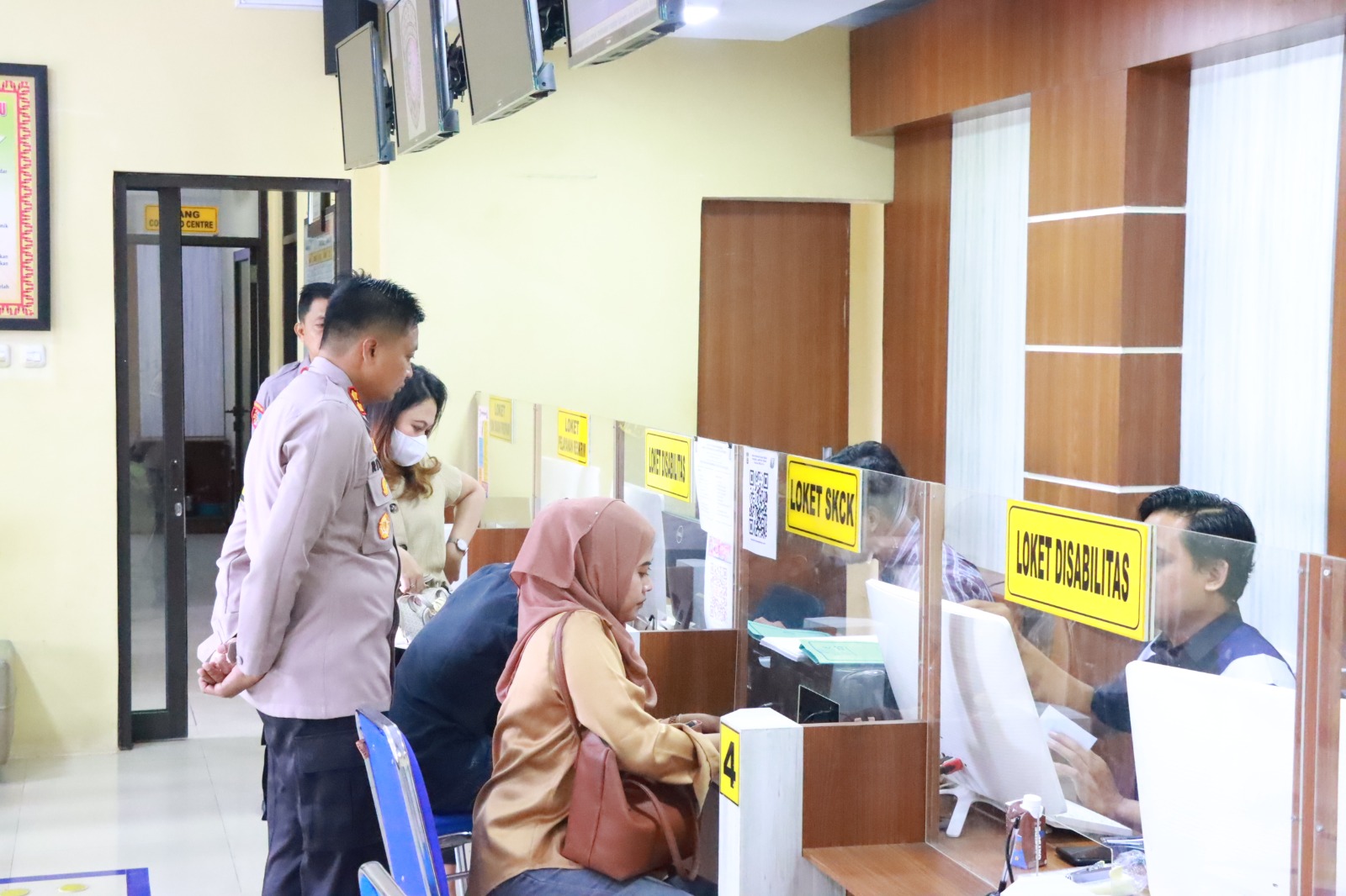 Tingkatkan Pelayanan Masyarakat, Kapolres Lampung Timur Cek Gedung Satu Atap dan Call Centre