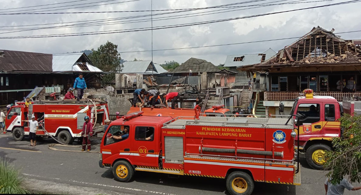 Ini Penyebab Kebakaran yang Hanguskan Tiga Rumah di Belalau 