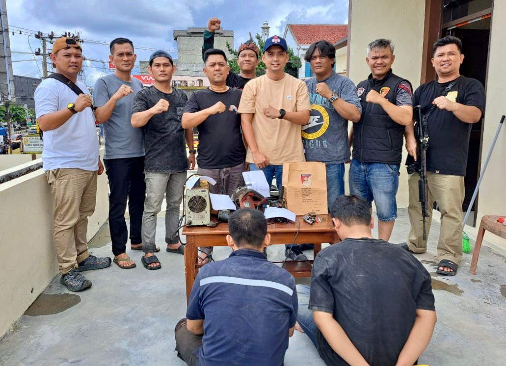 Pabrik Senjata Api Ilegal Berkedok Rumah Warga di Terbanggi Besar Terbongkar! Polisi Amankan 2 Terduga Pelaku