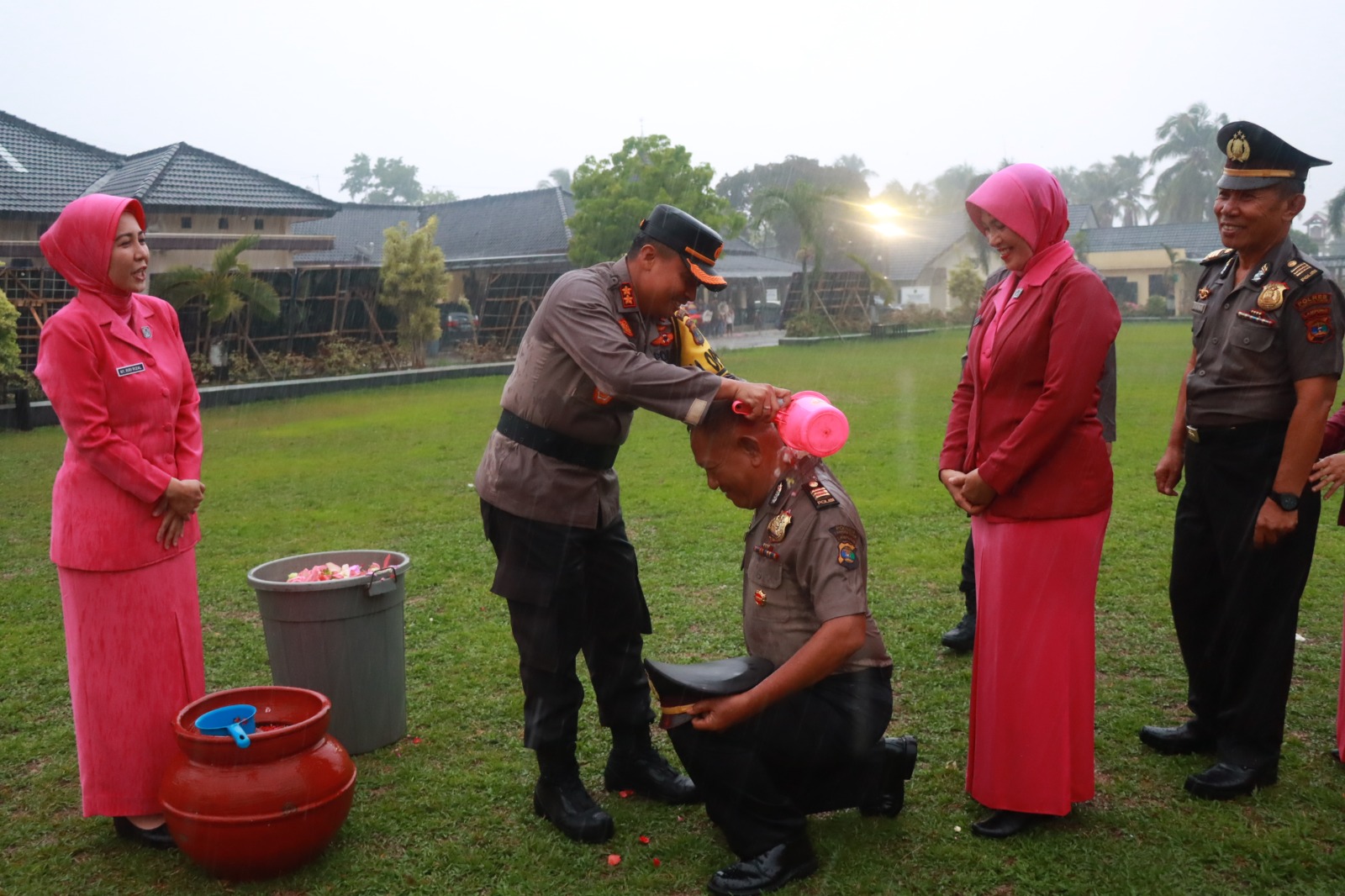Selamat! 61 Personil Polres Lampung Timur Naik Pangkat