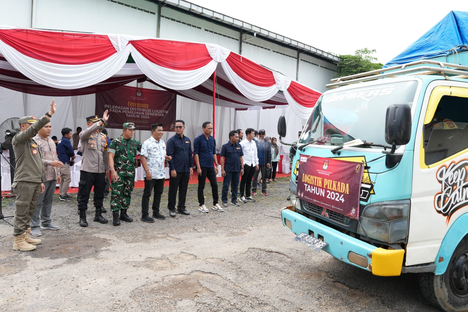 KPU Kabupaten Mesuji Mulai Distribusi Logistik Pilkada 2024