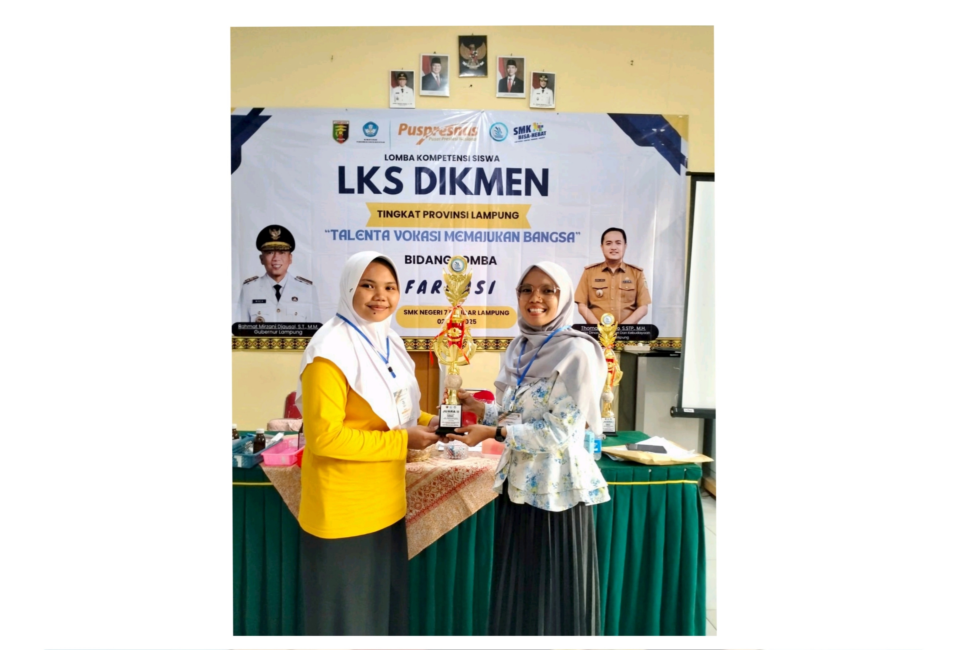 Prestasi Gemilang SMK CEFADA Lampung, Raih Juara LKS Dikmen Bidang Farmasi