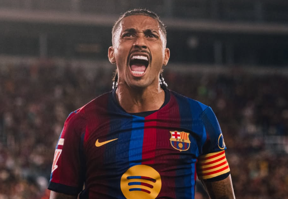 Raphinha Makin Tajam Bersama Barcelona, Flick: Saya Selalu Menginginkannya di Tim Saya