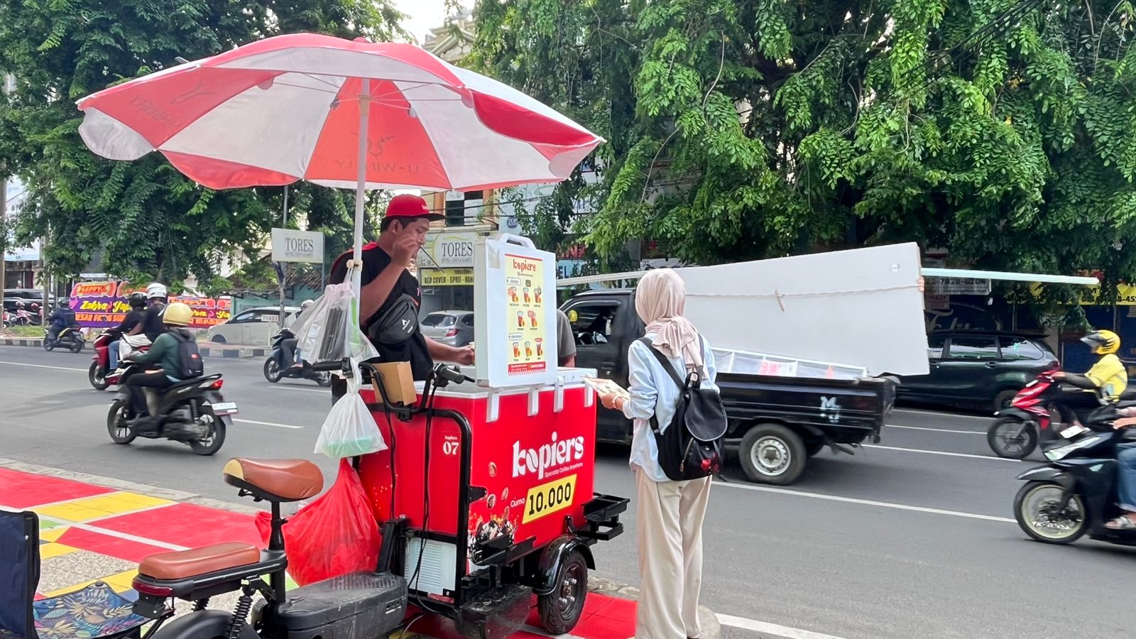 Dari Trotoar Jadi Tren Baru, Bisnis Kopi Keliling Premium di Bandar Lampung Tumbuh di Tengah Persaingan Ketat