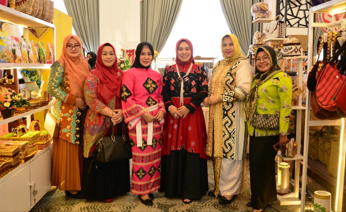 Hadiri Pameran Lampung Craft, Ini Harapan Ketua Dekranasda Lampung Timur 