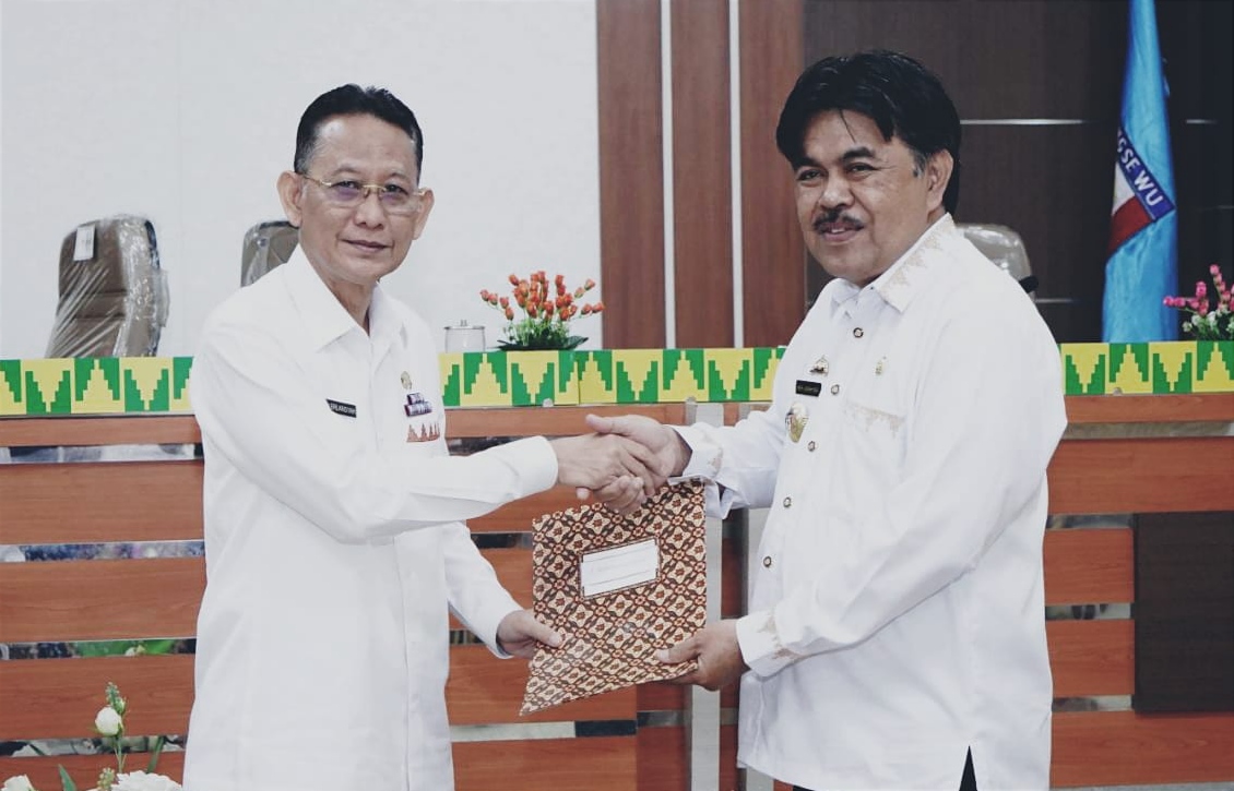 Penjabat Bupati Pringsewu Serahkan DPA 2023