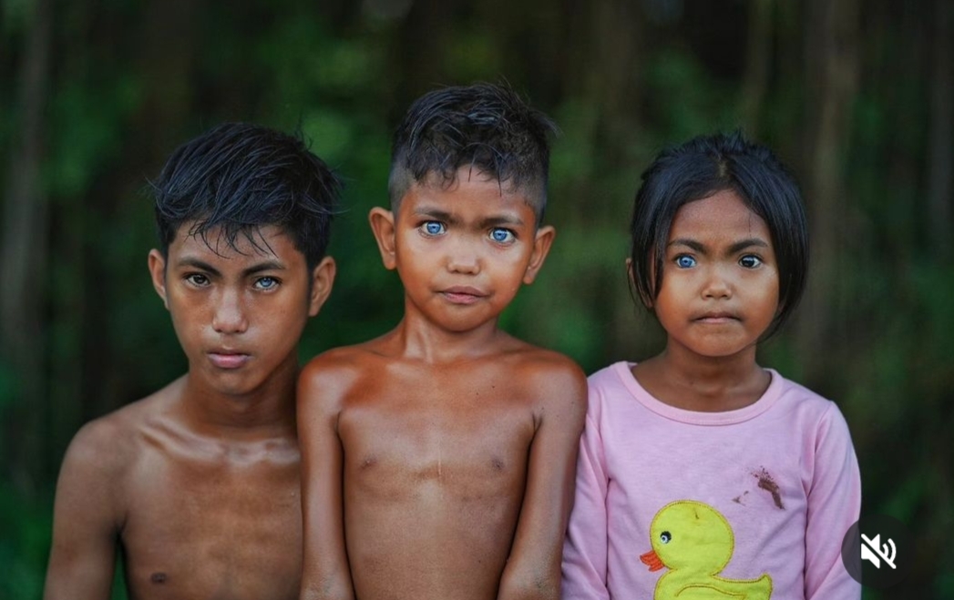 Deretan Suku di Indonesia yang Bermata Biru, Ternyata Ada yang Photophobia 