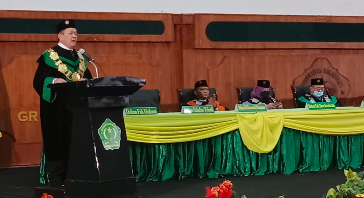 Rektor Universitas Malahayati Kukuhkan 270 Wisudawan