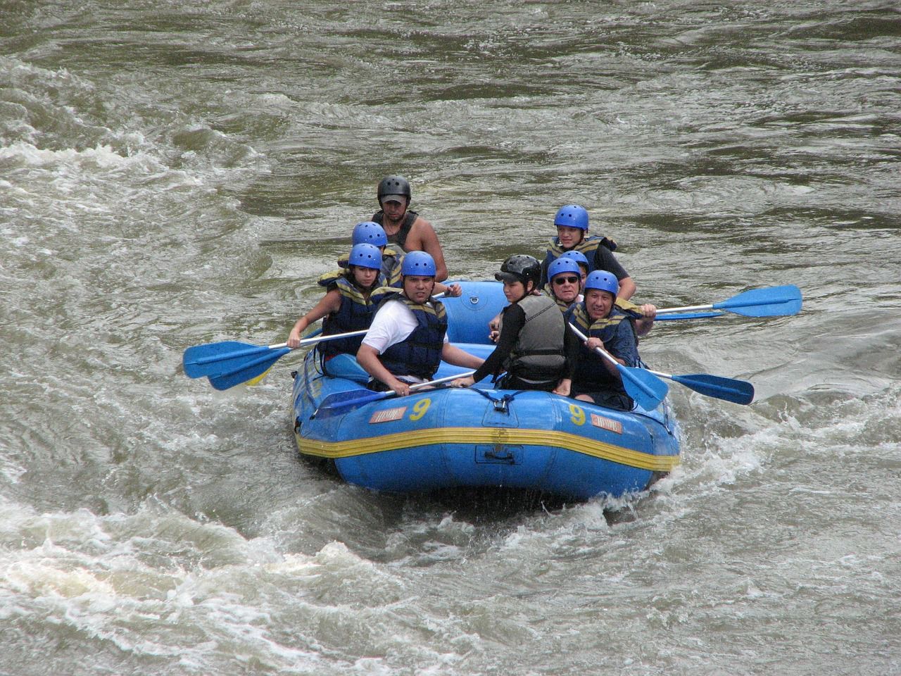 Suka Rafting atau Arung Jeram, Kamu Harus Coba Aliran Sungai yang Menantang di Sumatera Selatan