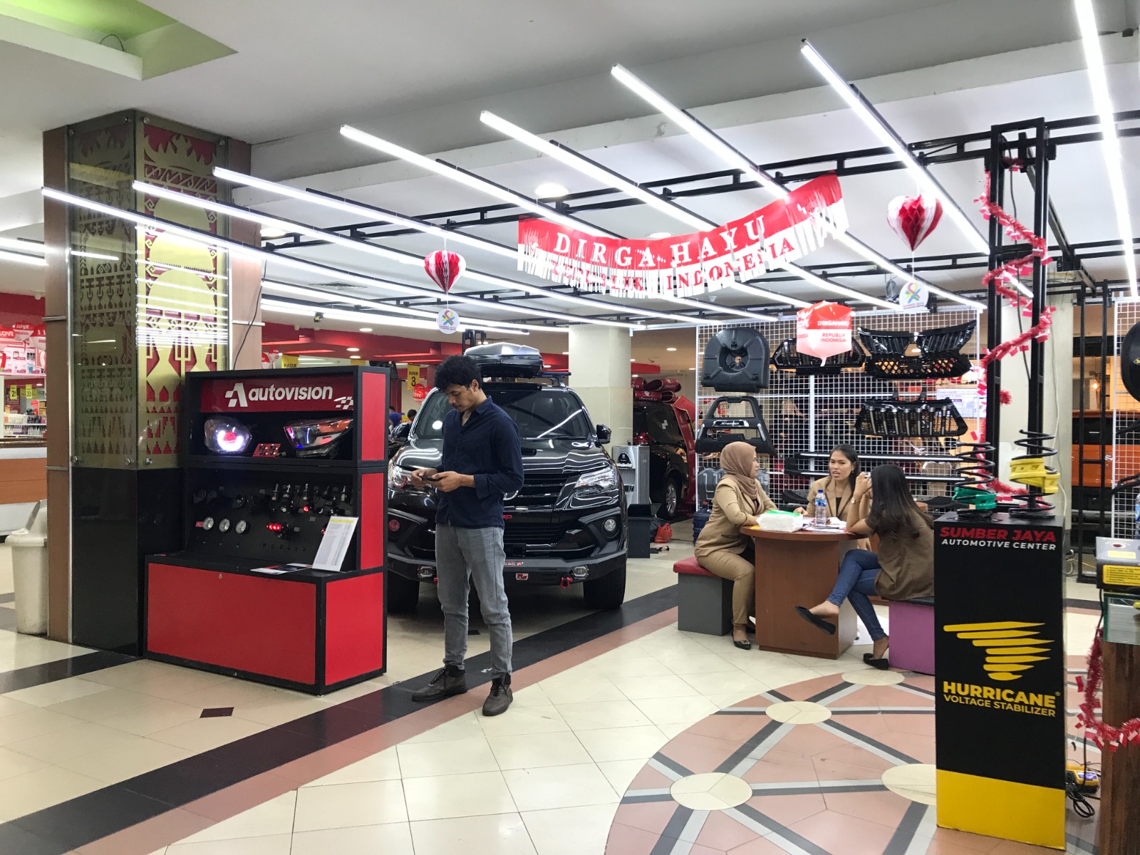 Autovision Hadir di Mall Chandra Bandar Lampung, Tawarkan Teknologi Projector Bi-LED dan Promo Spesial Pameran
