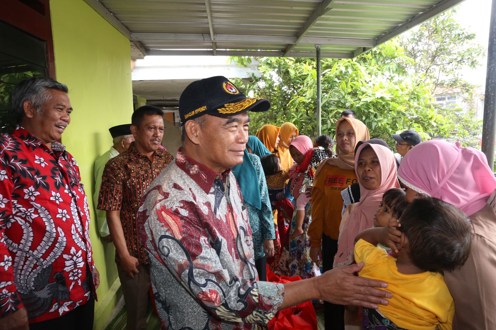 Menko PMK Minta Kades Terdapkan Wajib Lapor Tiga Bulan Sebelum Menikah