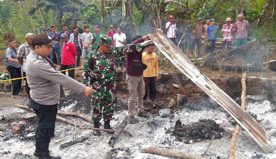 Kakek di Lampung Barat Ditemukan Tewas Terbakar 