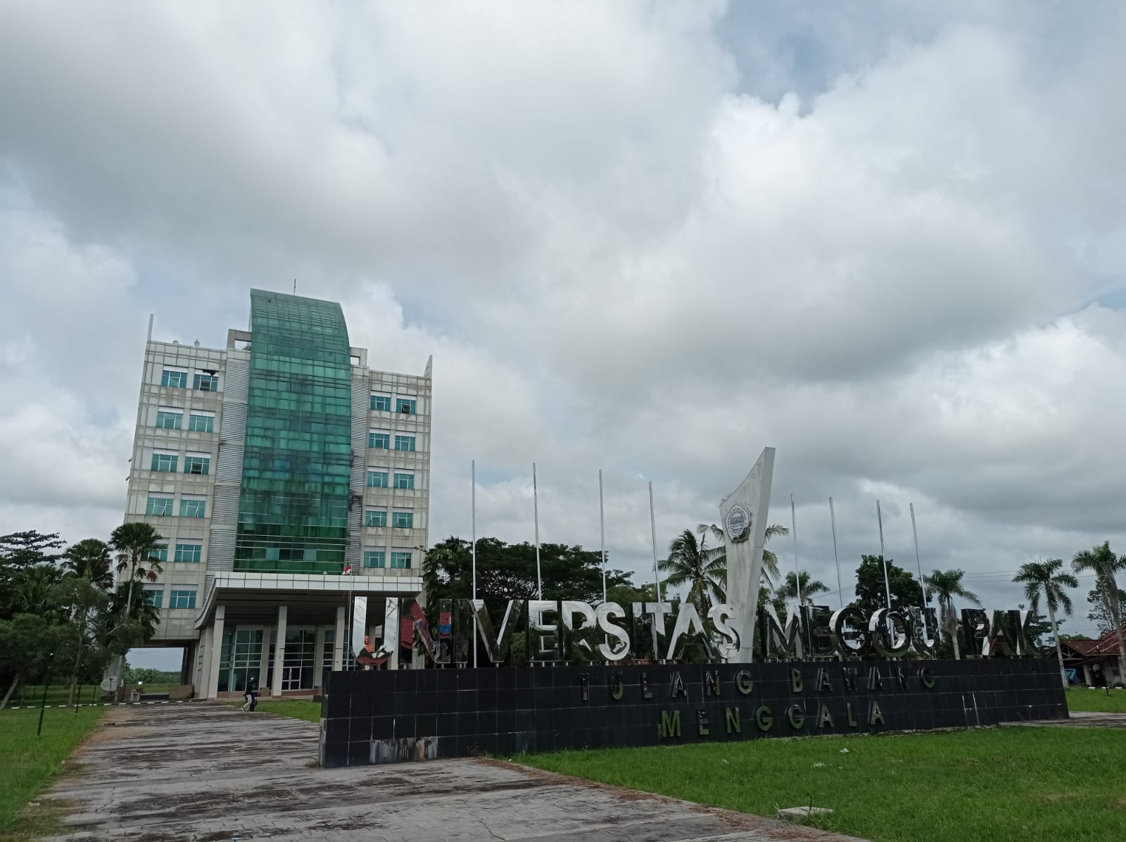 Izin Dicabut, Universitas Megou Pak Tulang Bawang Tak Ada Aktivitas