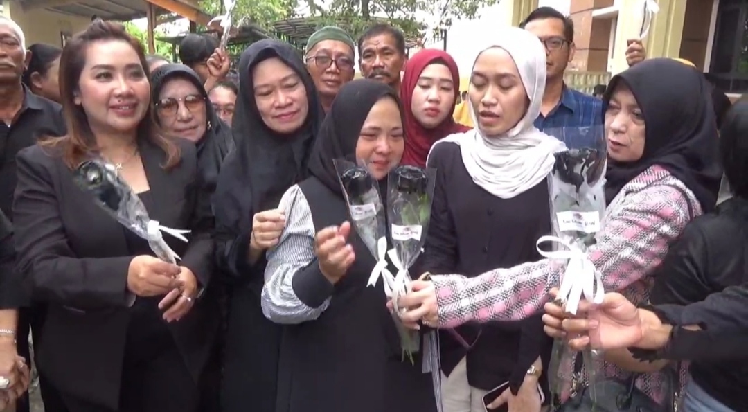 Bunga Mawar Hitam Dalam Persidangan Kasus Penembakan Polisi di Way Kanan 