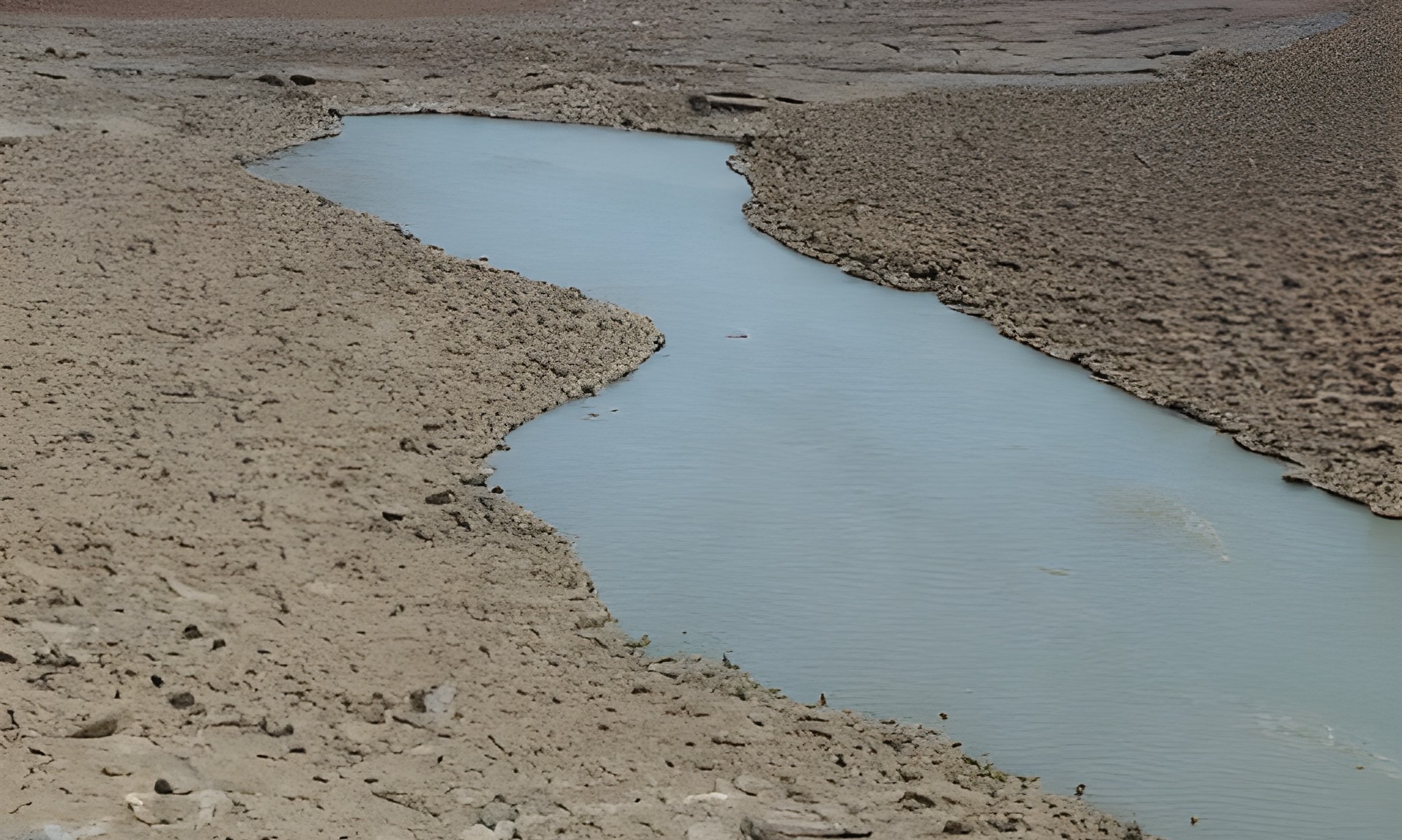 Sungai Efrat Kering dengan Cepat, Bakal Muncul Gunung Emas? 