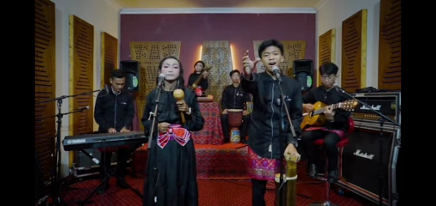 Boleh Bangga, Tim Musikalisasi Puisi SMAN 1 Pringsewu Raih Juara Favorit Tingkat Nasional
