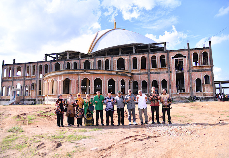 Masjid Agung Al Hijrah Kota Baru Menuai Pujian dari Rektor UMI Makassar