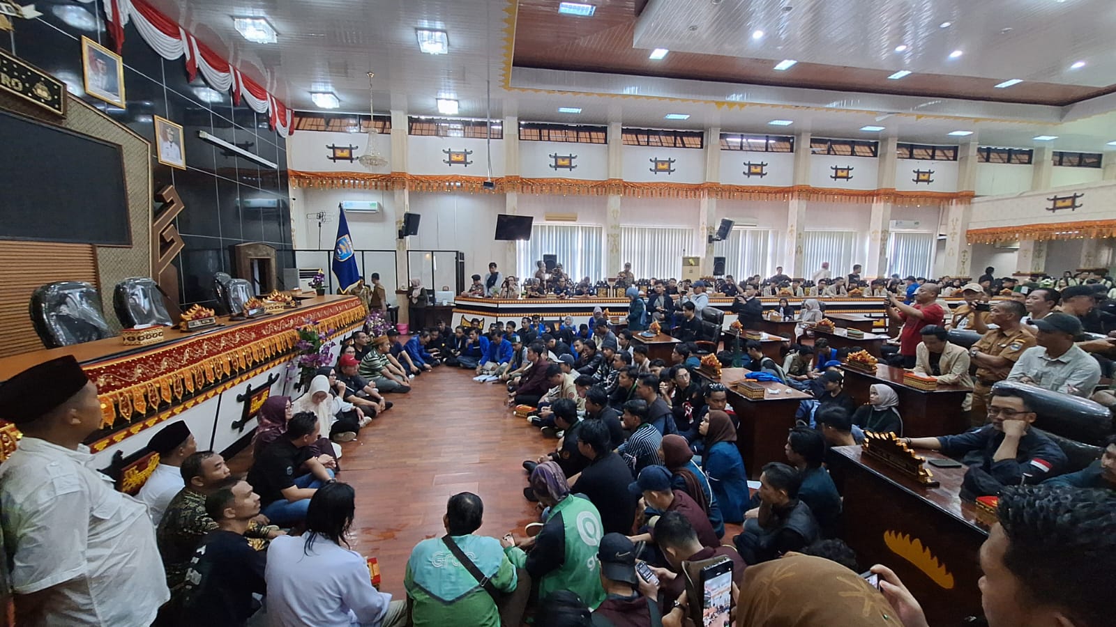 Anggota Dewan DPRD Metro Diskusi Bersama Aliansi Mahasiswa