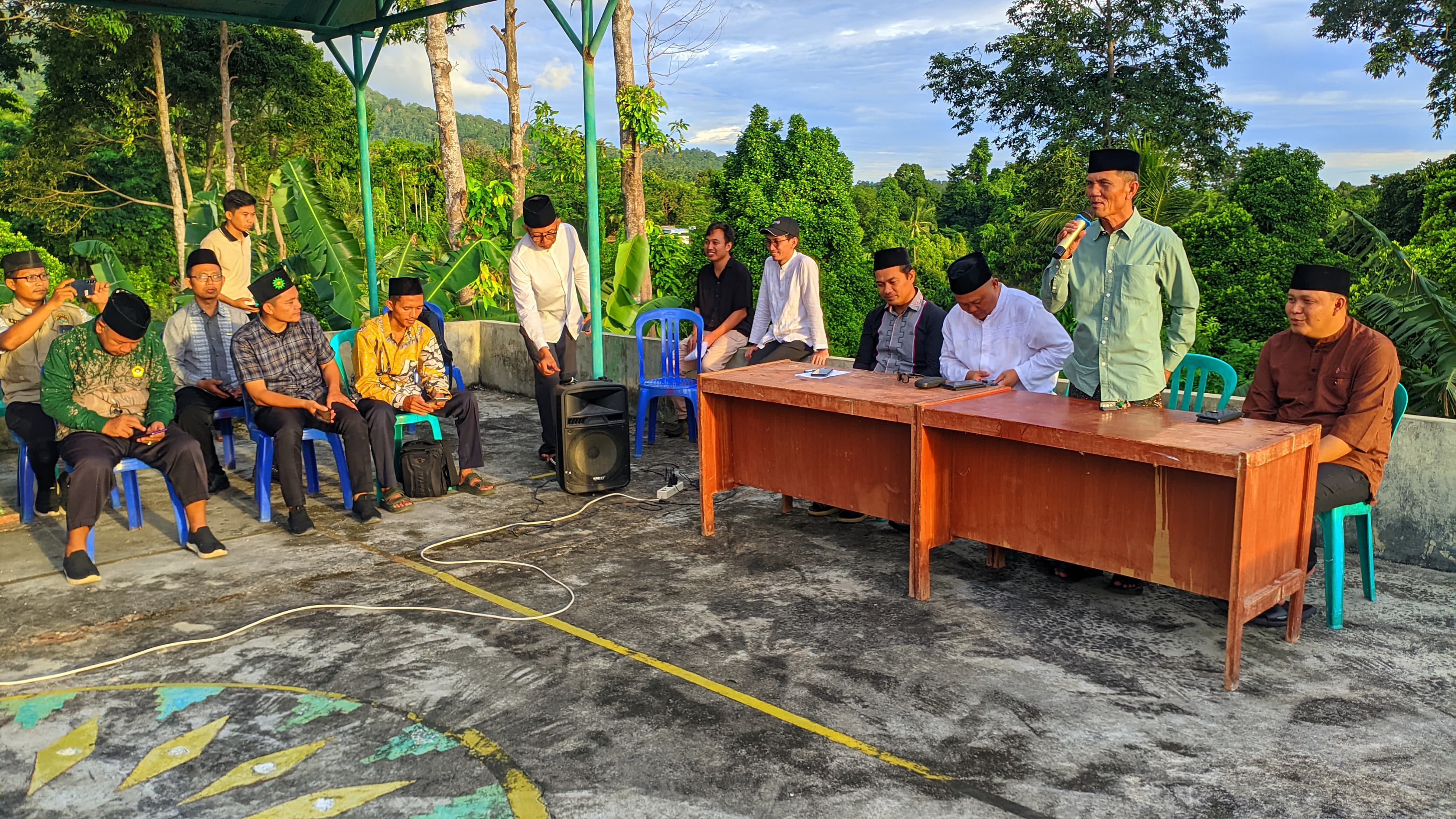 Di Bukit Gelumpai Lampung Selatan Hilal Belum Terlihat