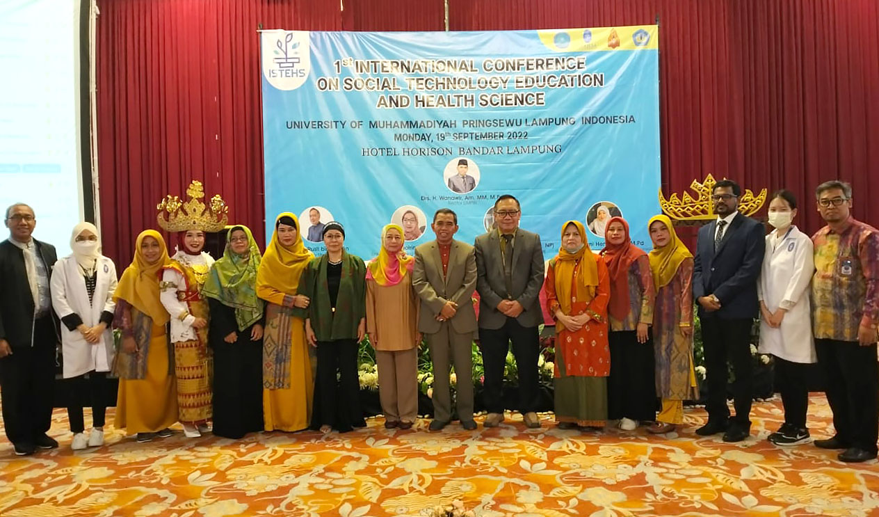 UMPRI Sukses Gelar International Conference on Social Technology Education and Health Science 