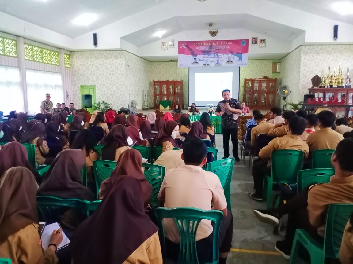 Sambangi SMAN 9 Bandar Lampung, Ini Pesan Anggota MPR RI untuk Siswa