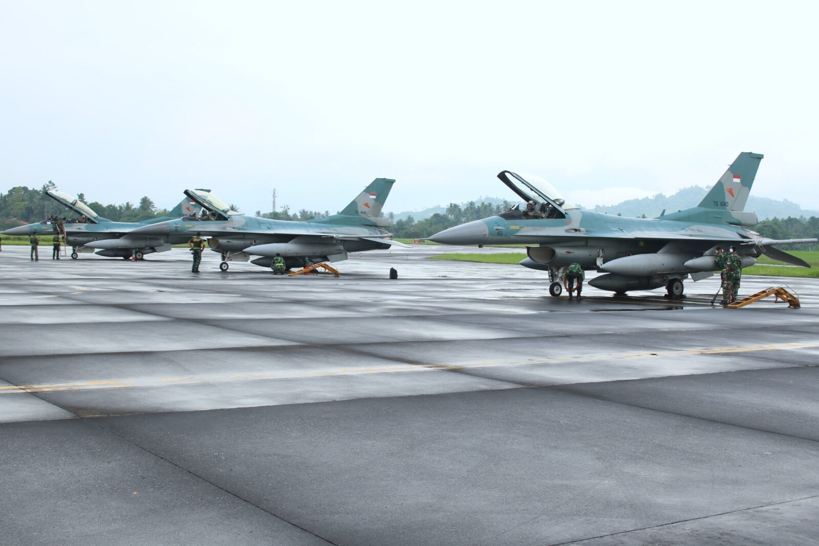 TNI Siagakan Gelar F 16 Fighting Falcon Amankan Labuan Bajo