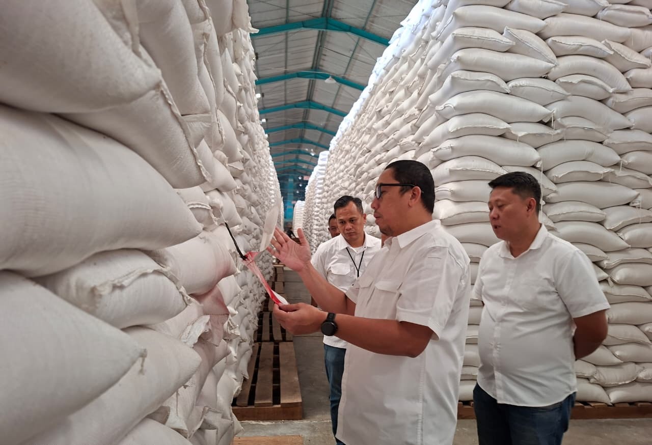 Stok Beras BULOG Lampung Capai 301 Ribu Ton, Siap Topang Bantuan Pangan