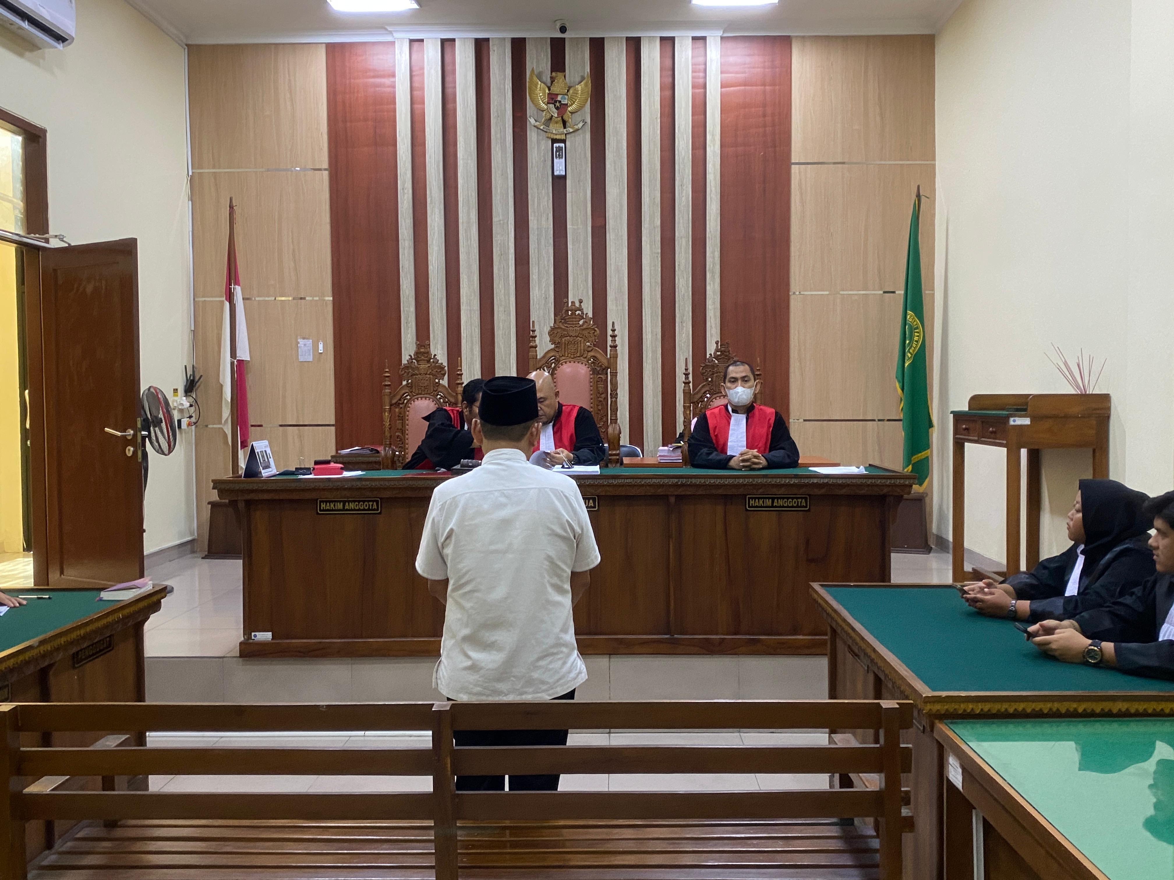 Mantan Bupati Lampung Timur Dawam Rahardjo Divonis 8,5 Tahun Penjara Kasus Korupsi Pagar Rumah Dinas