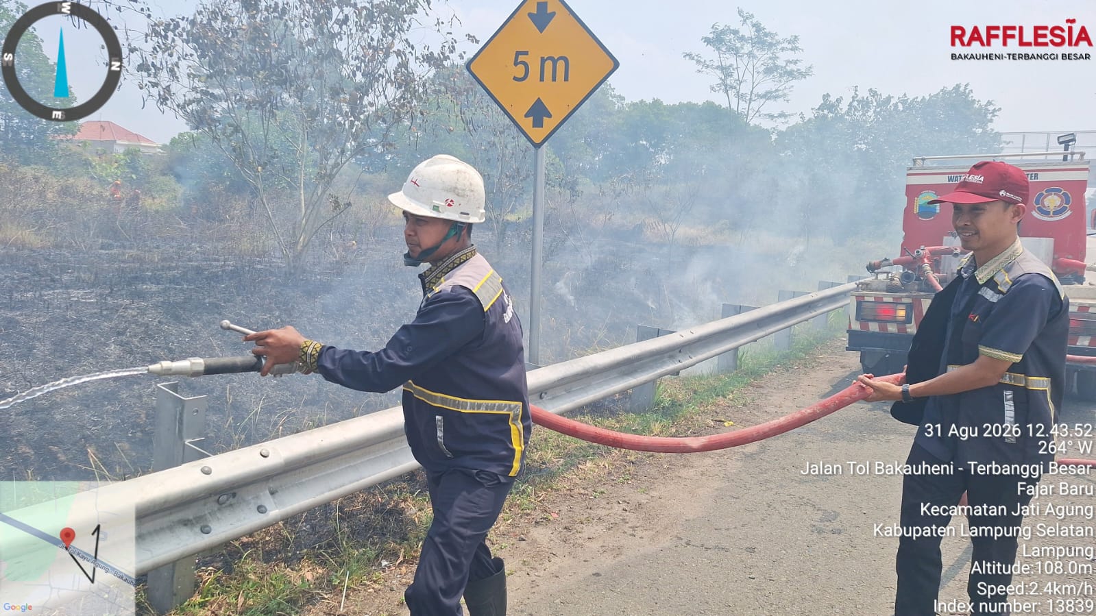 Karhutla Menjalar ke Sisi Tol Bakter, Management Sebut Tak Mengganggu Arus Lalin