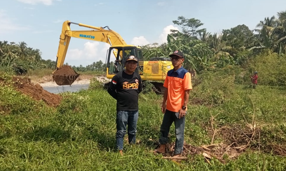 Pasca Banjir Bandang, BPBD Tanggamus Mulai Normalisasi Sejumlah Sungai 