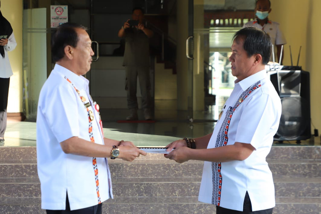 Sertijab Sekkab Lampung Barat, Nukman-Adi Utama Berbagi Kesan 