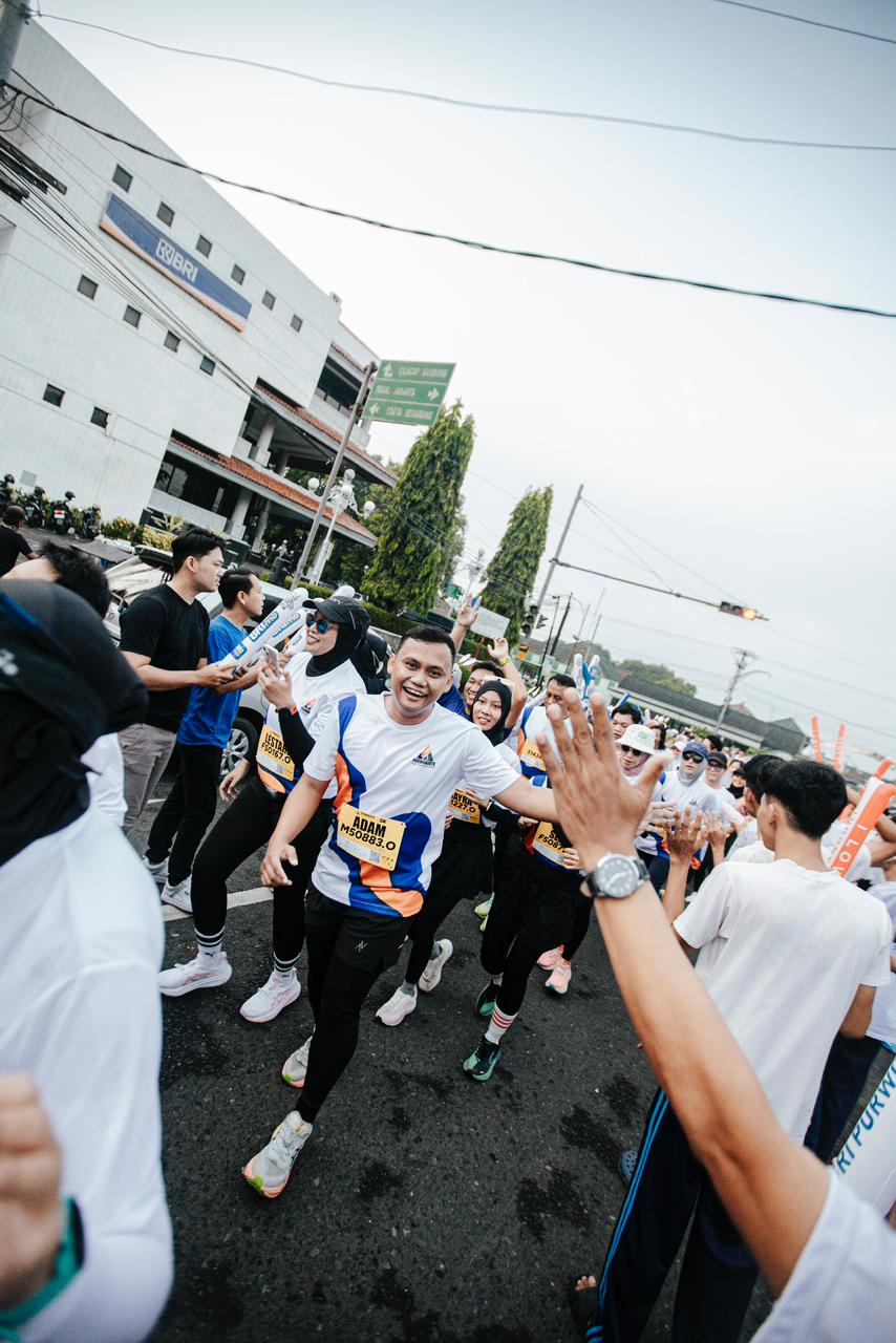 BRI Dukung Purwokerto Half Marathon 2025: Dorong Sport Tourism dan Pemberdayaan UMKM Lokal