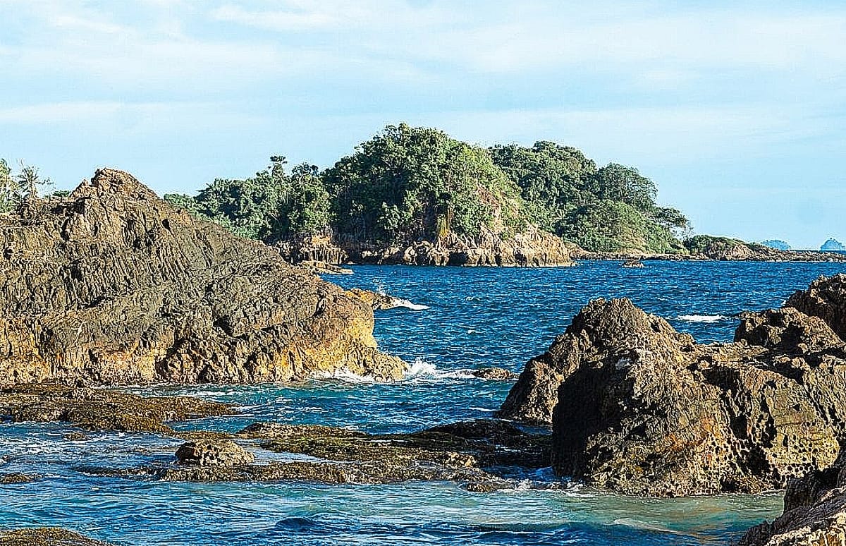 Pantai Marina, Destinasi Wisata Alam di Lampung yang Bisa Jadi Tempat Pre-Wedding