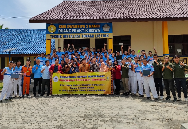 PKM UTI Kunjungi SMK Swadhipa 2 Natar