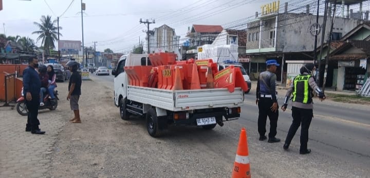 Barrier Jalan di Pringsewu Dibongkar Usai Arus Balik Lebaran, Polisi Ungkap Alasan dan Kondisi Lalin Terkini