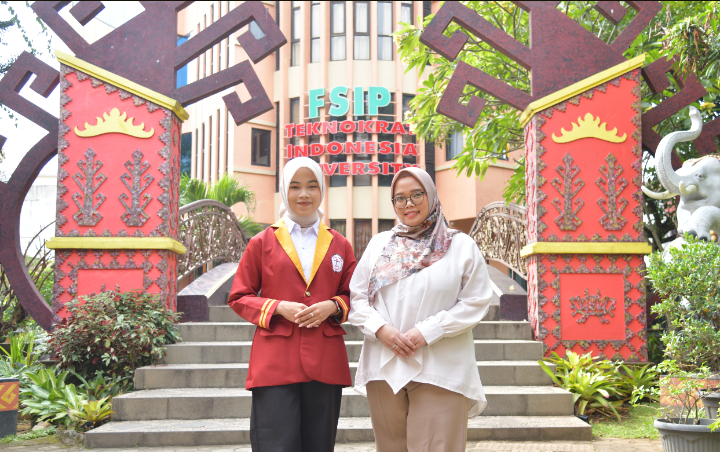 Mahasiswi Pendidikan Matematika UTI Sabet Medali Emas di Ajang ISAAC Newton Competition 2025