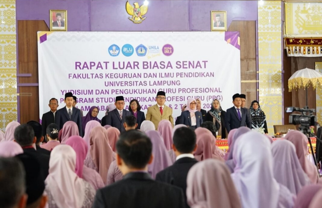 526 orang Ikuti Prosesi Yudisium dan Pengukuhan PPG 2023 di FKIP Unila,  Dalam Jabatan Gelombang I dan II