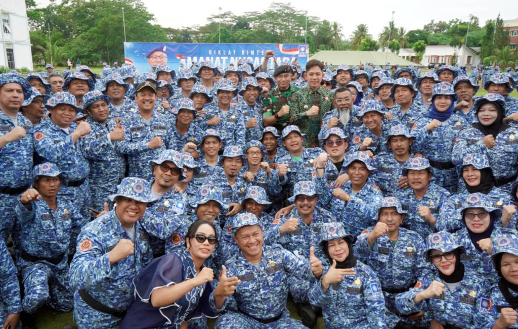 Bupati Lamsel Egi Hadiri Penutupan Diklat Bela Negara Amanat Nusantara