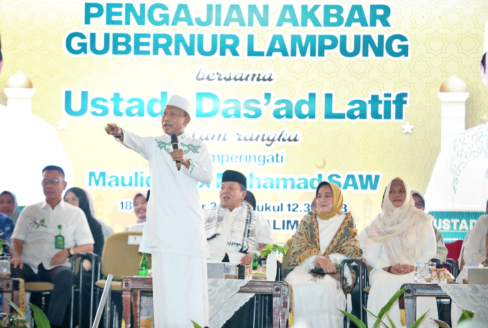 Ribuan Masyarakat Ikuti Pengajian Akbar Bersama Ustadz Das'ad Latif