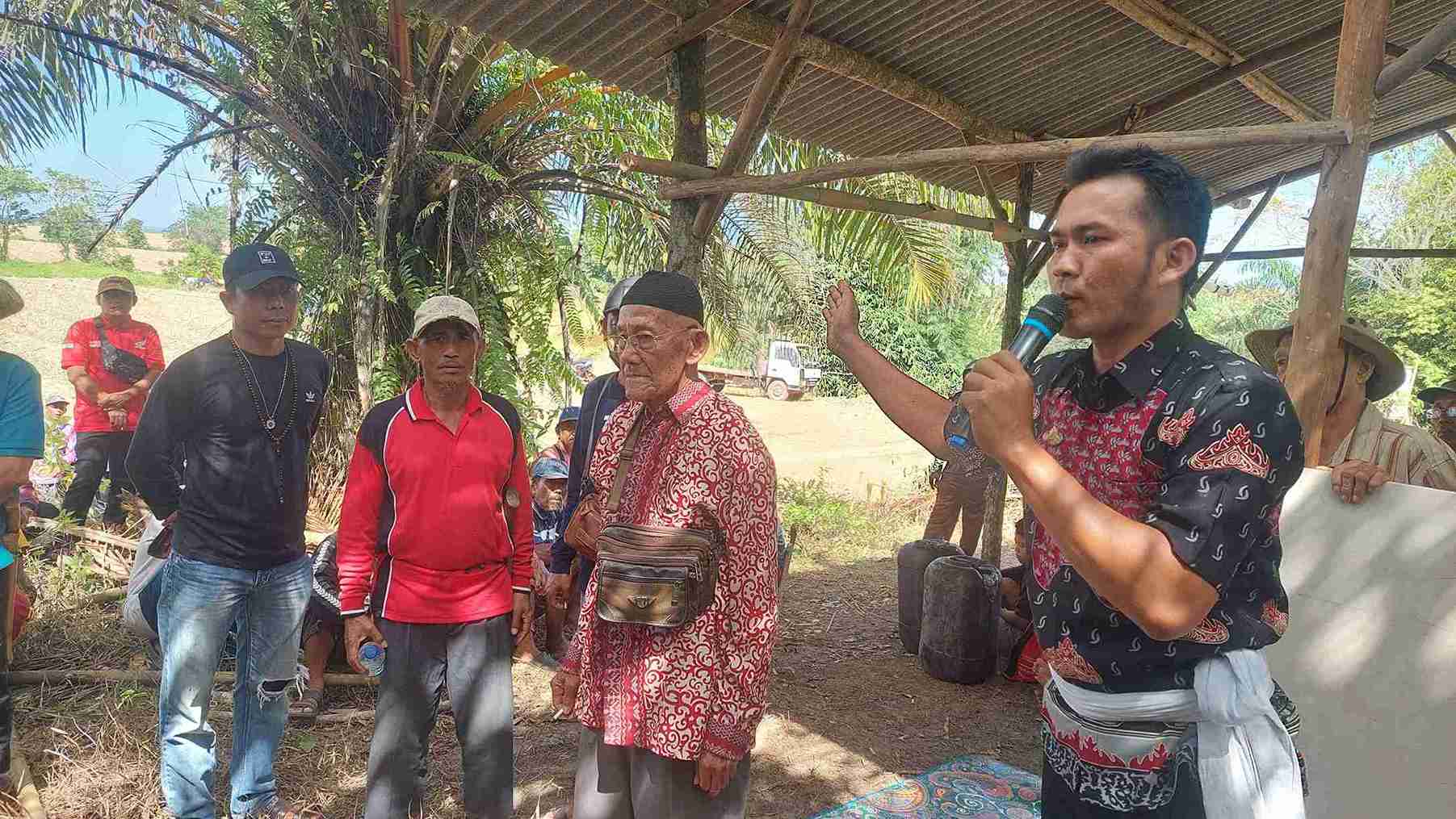 Warga dan Kakam Gedung Jaya Bantah Klaim Lahan Oleh Pihak J, Tegaskan Milik Masyarakat