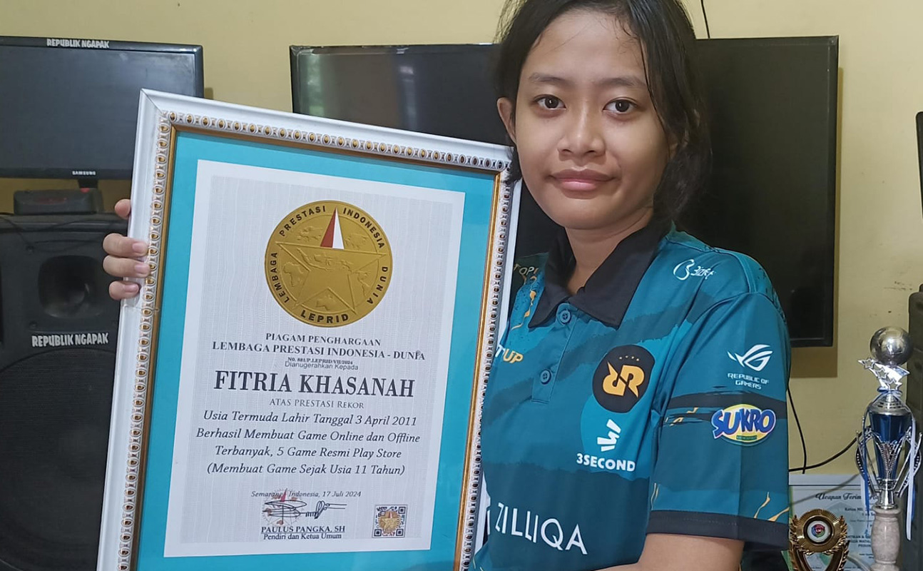 Remaja Asal Lampung, Fitria Khasanah Raih Penghargaan Rekor Developer Game Edukasi Termuda dan Terbanyak