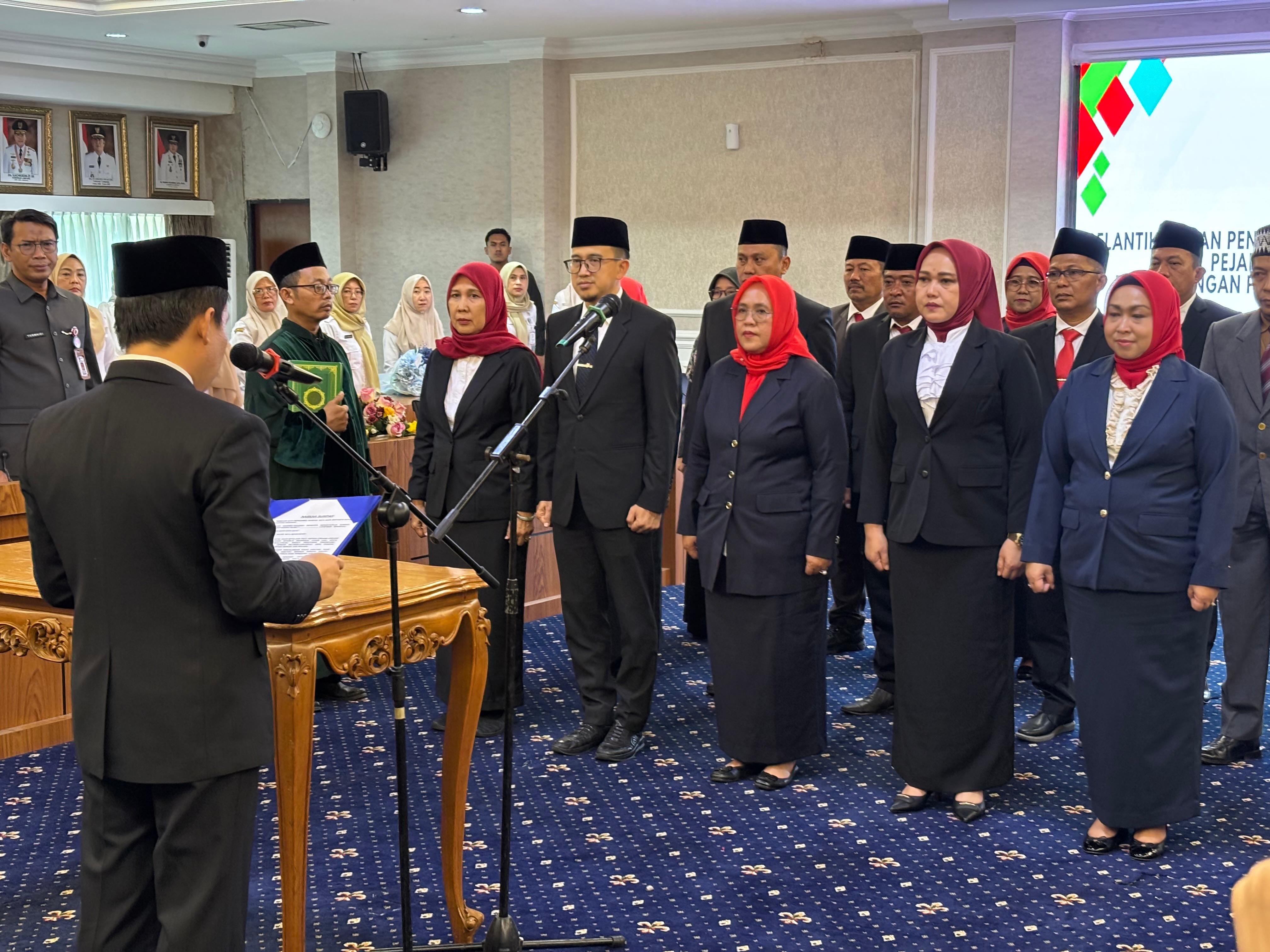 Gerbong Mutasi Pemprov Lampung Bergerak, 15 Pejabat Dilantik, Ada Kepala Bidang hingga Direktur Rumah Sakit