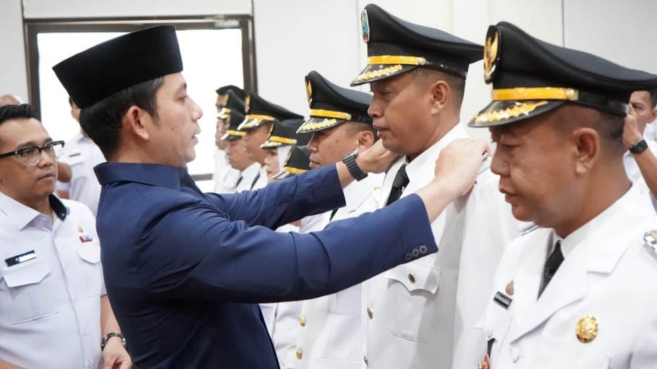 Bupati Egi Otak Atik 18 Pejabat Administrator di Lamsel, Ada 8 Camat Baru!