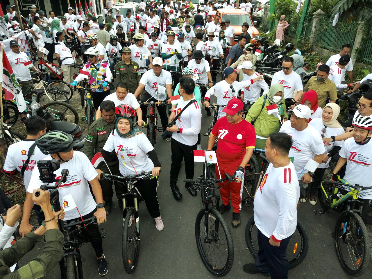 PKB dan Gerindra Gowes Bareng, Wakil Bupati Lampung Tengah Malah Nyasar dan Pecah Ban