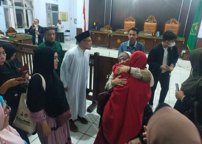 Tok! Hakim PN Kotabumi Bebaskan Aktivis Perempuan Bunda Merry  