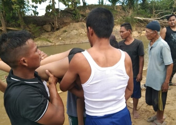 Naas, Ayah dan Anak Tewas Tenggelam Di Sungai Pringsewu Saat Jala Ikan