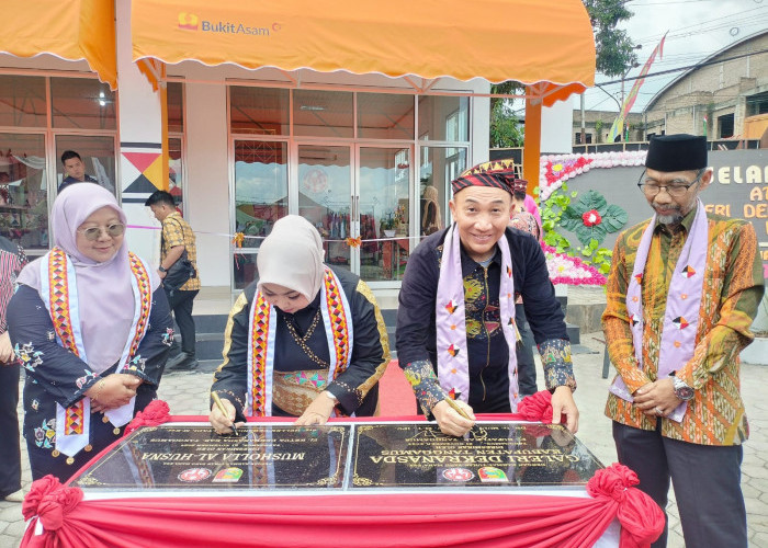 Galeri Dekranasda Kabupaten Tanggamus Diresmikan, Ini Kata Pj Bupati 