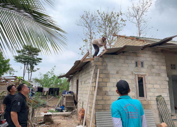 Angin Puting Beliung Hantam 150 Rumah di Tulang Bawang Barat Lampung