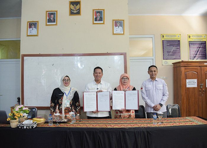 Universitas Teknokrat Indonesia Berbagi Pengalaman Kepemimpinan dengan SMAN 10 Bandar Lampung